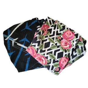 Lot of Two One Size Lularoe Leggings